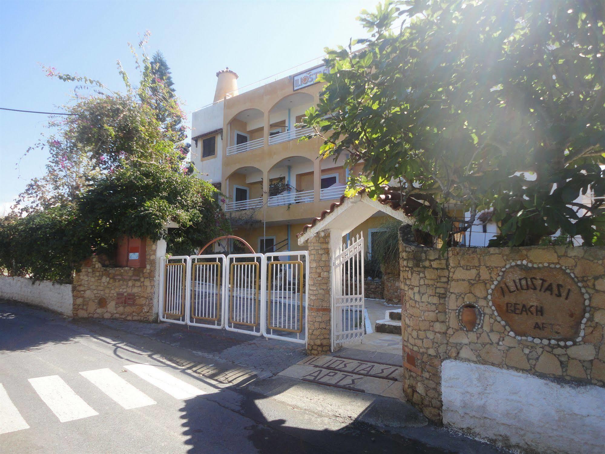 Iliostasi Beach Apartments Hersonissos  Exterior photo